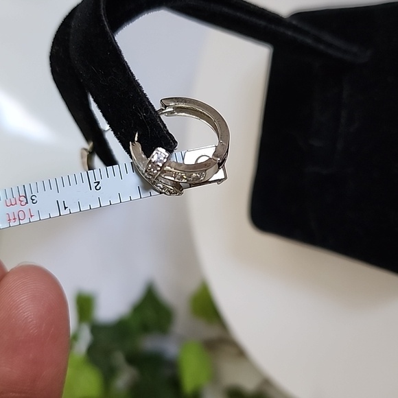 Stainless Steel Huggie Hoop Earrings Nail Ring Design - Picture 9 of 9